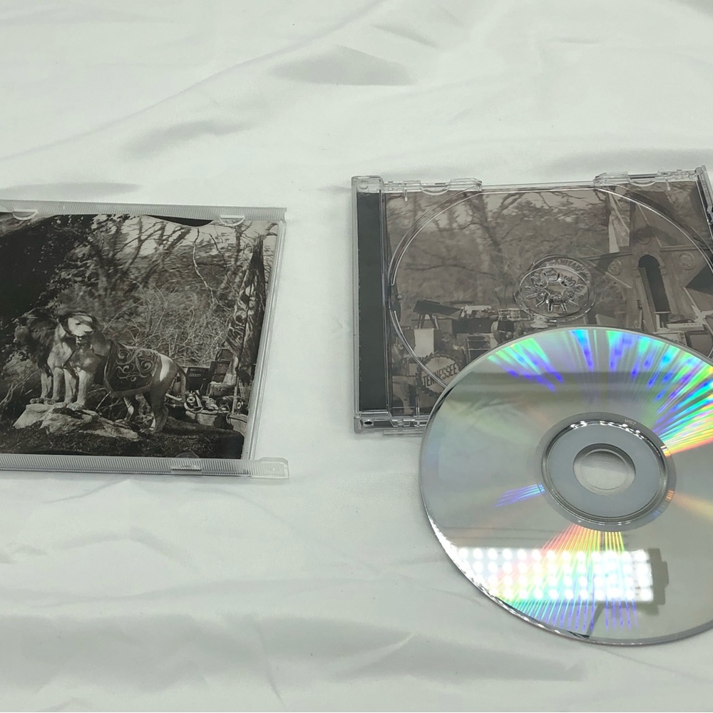 The Raconteurs- 2008 CD - Picture 3 of 8
